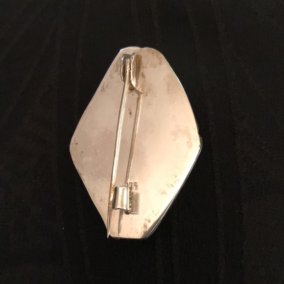 Vintage Mother of Pearl Brooch - Picture 4 of 6